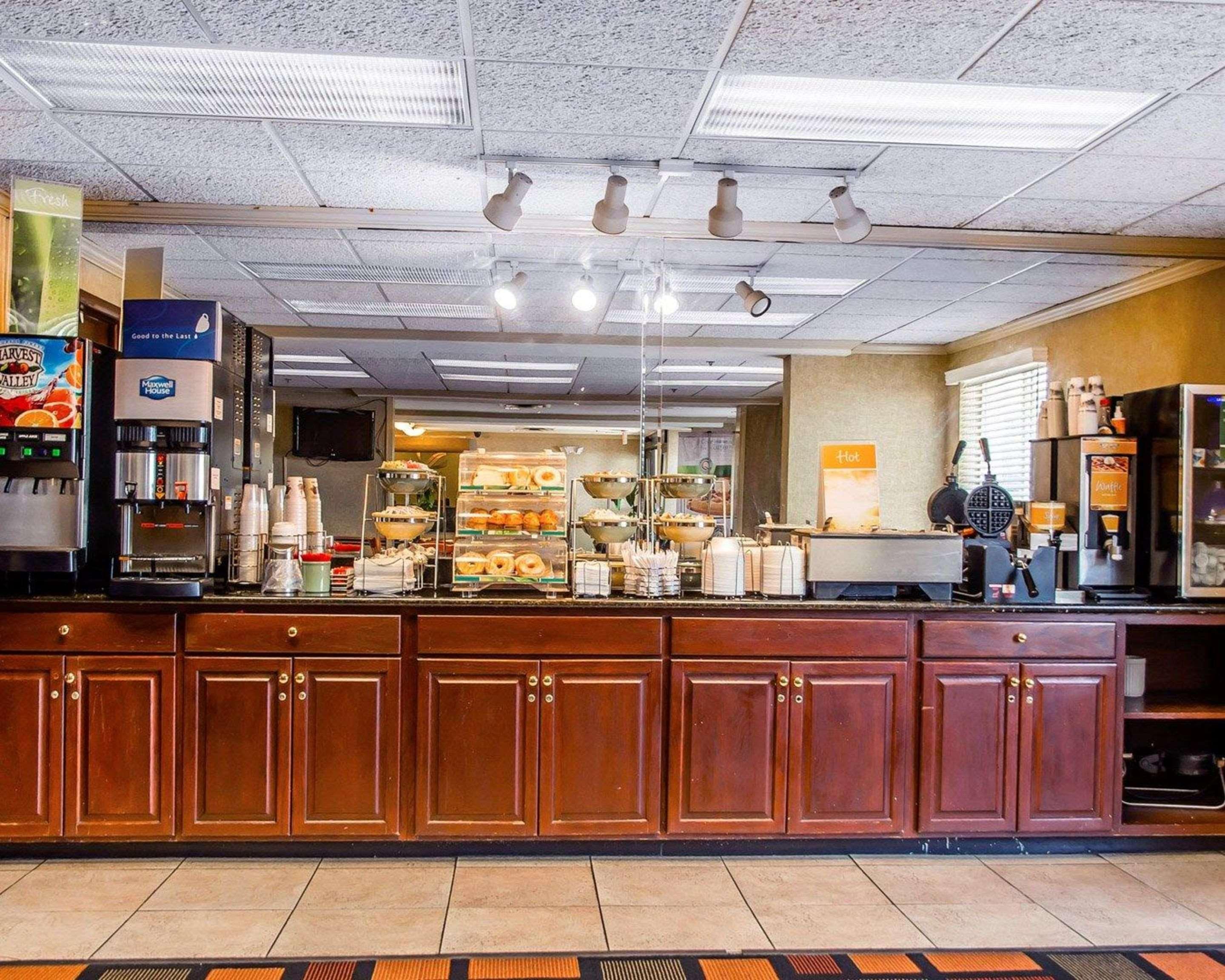 Quality Inn & Suites Cvg Airport Эрлангер Экстерьер фото