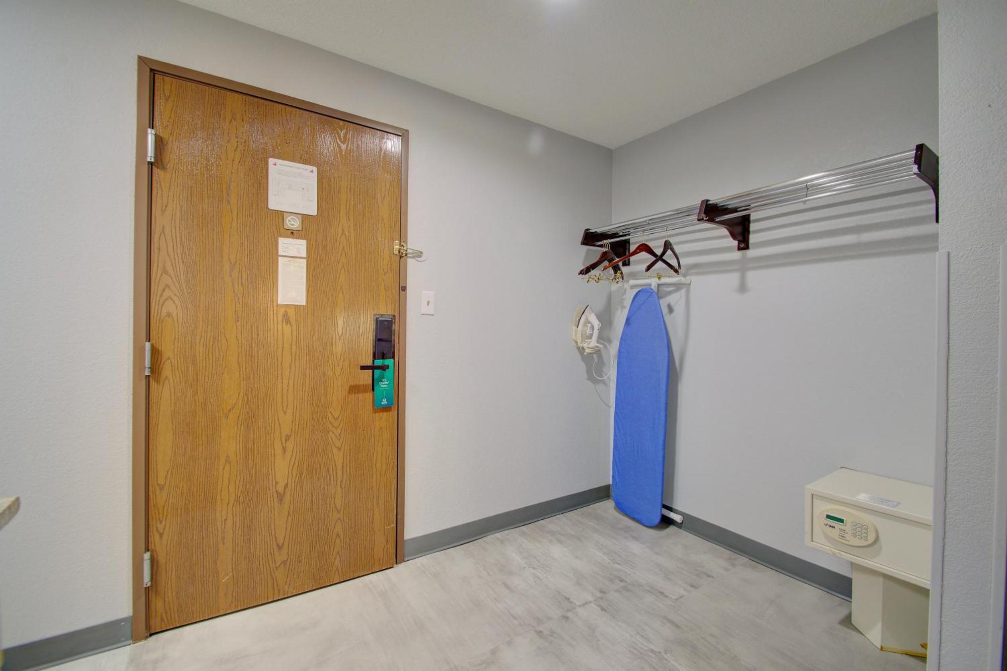 Quality Inn & Suites Cvg Airport Эрлангер Экстерьер фото