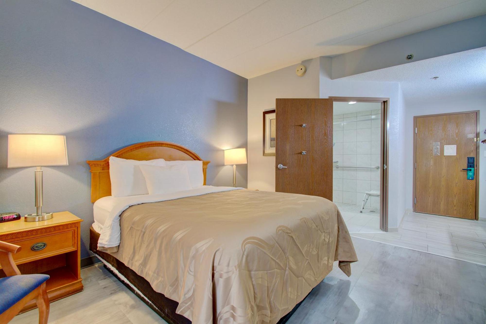 Quality Inn & Suites Cvg Airport Эрлангер Экстерьер фото