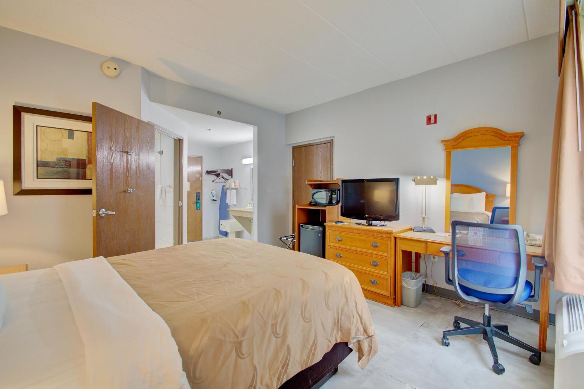 Quality Inn & Suites Cvg Airport Эрлангер Экстерьер фото