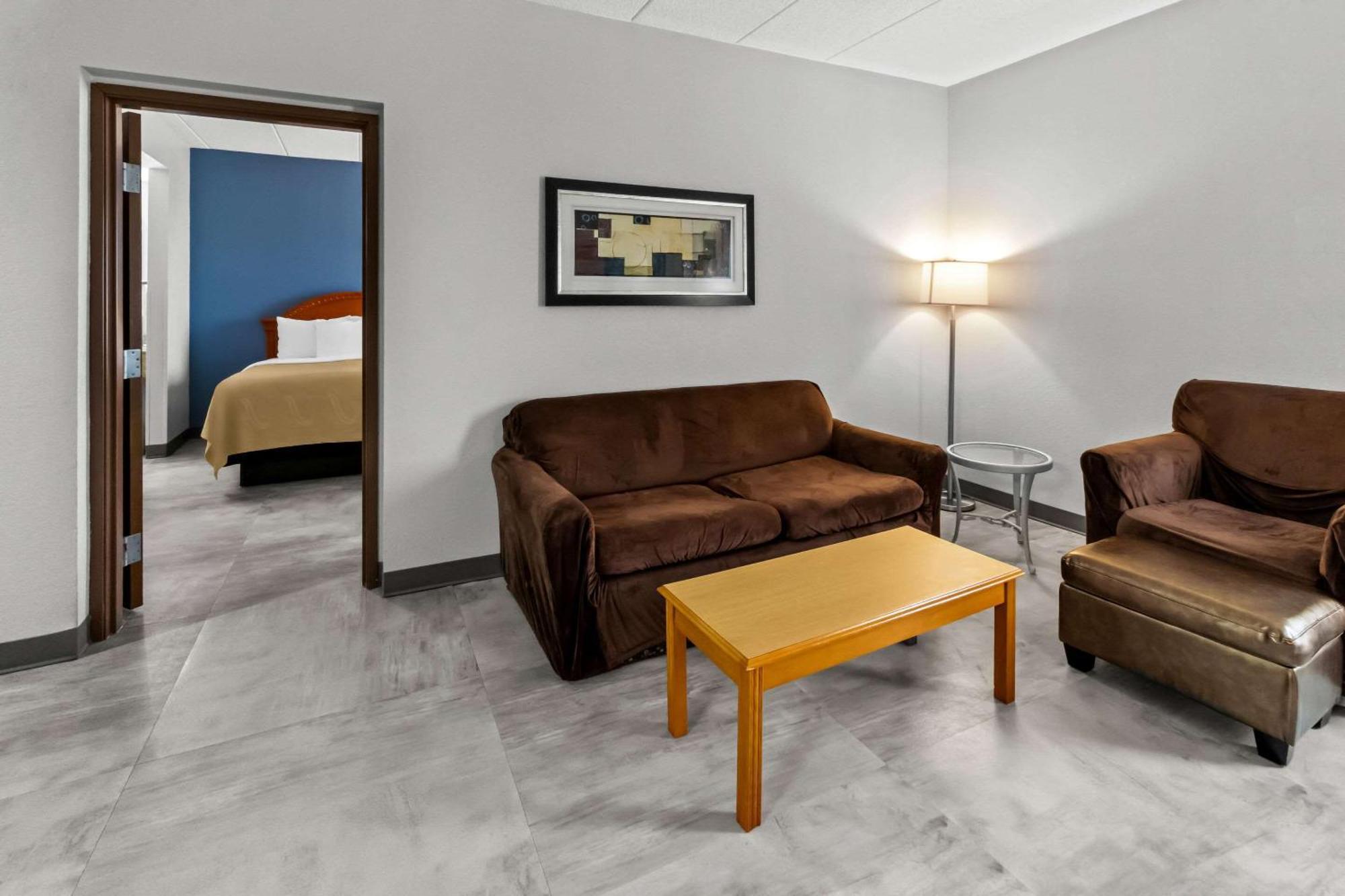 Quality Inn & Suites Cvg Airport Эрлангер Экстерьер фото