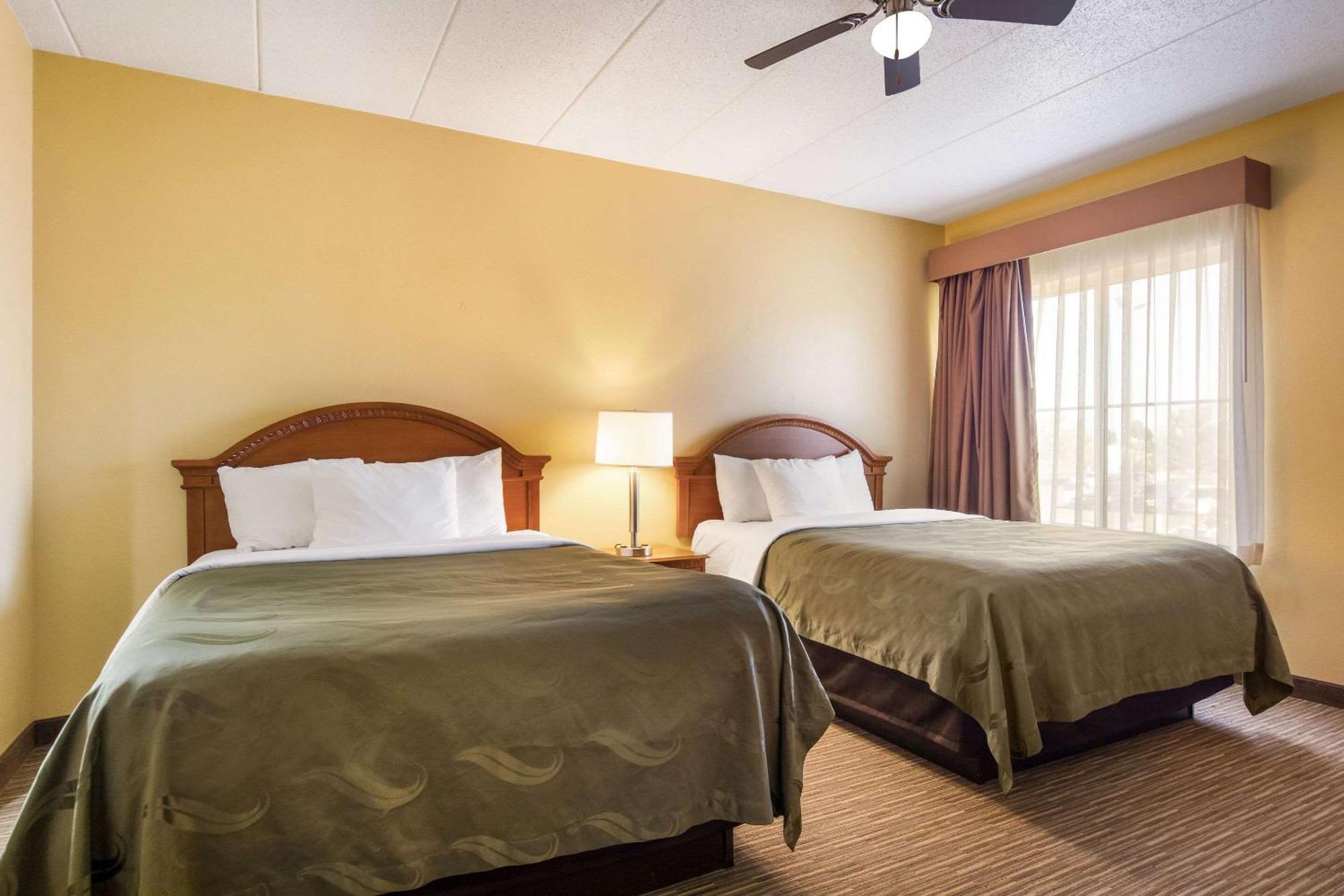 Quality Inn & Suites Cvg Airport Эрлангер Экстерьер фото