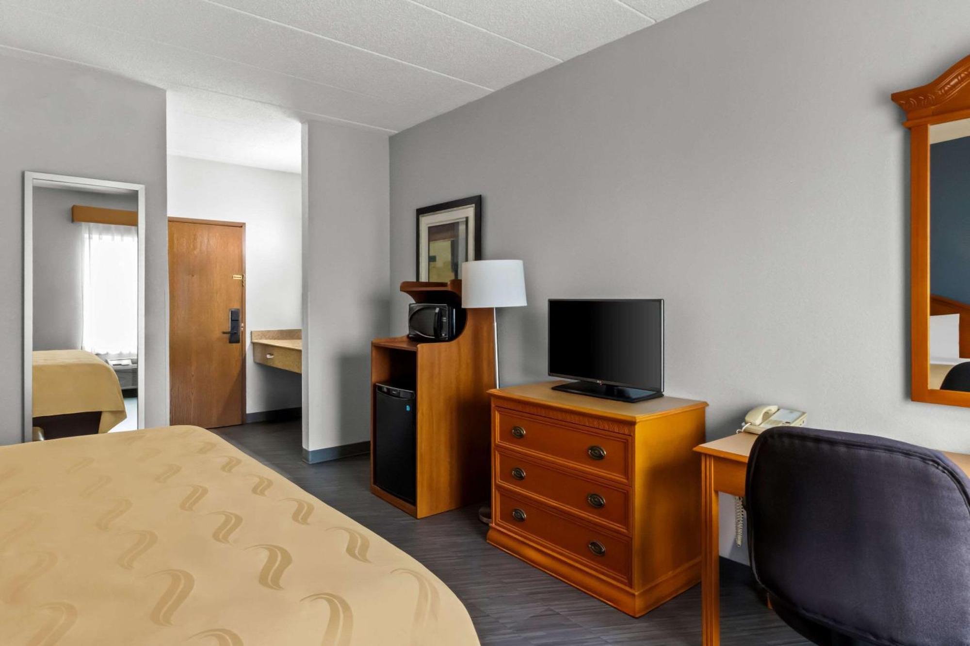 Quality Inn & Suites Cvg Airport Эрлангер Экстерьер фото