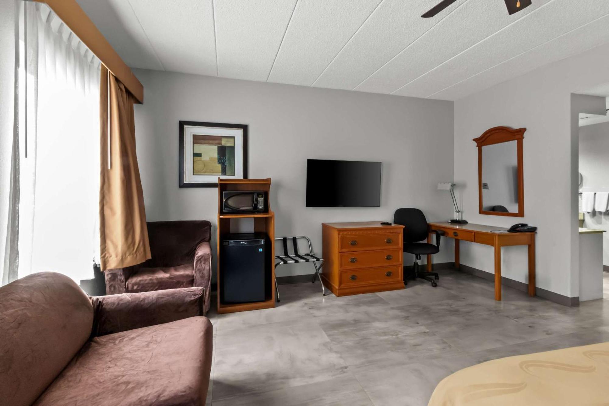 Quality Inn & Suites Cvg Airport Эрлангер Экстерьер фото